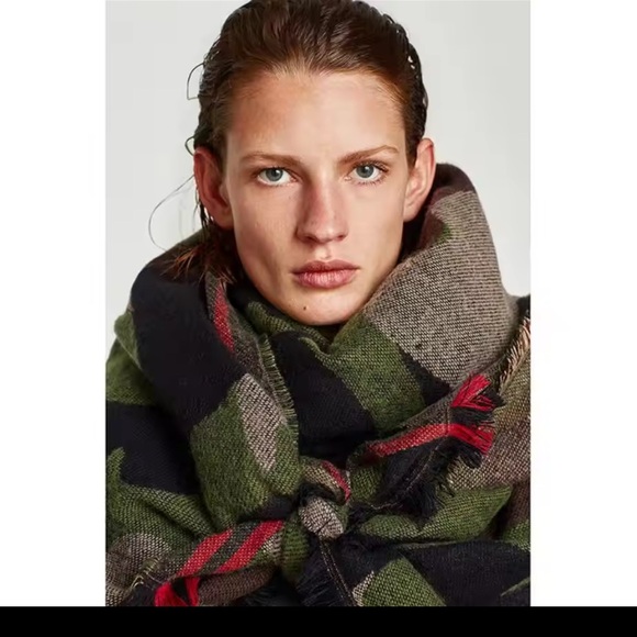 Camouflage Wool Blend Scarf - Picture 3 of 6